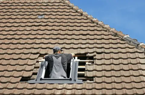 Pose de velux - Fontpédrouse